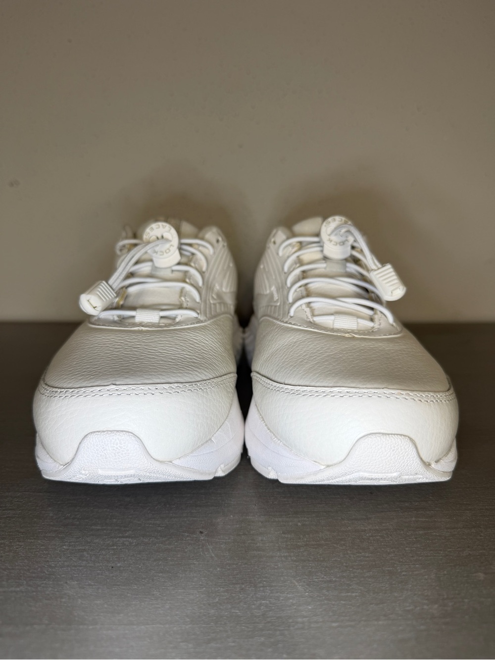 Brooks Addiction Walker 2 Women's 10.5 D Off White Leather Sneaker Excellent Cd - Picture 7 of 12
